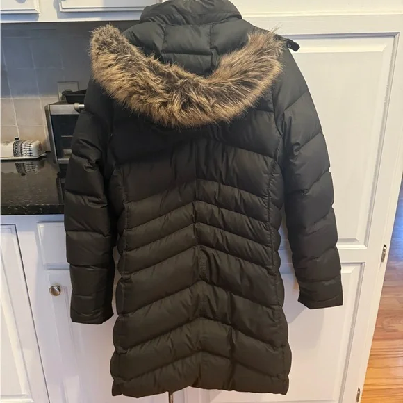 Marmot Classic Black Jacket - Picture 2 of 4